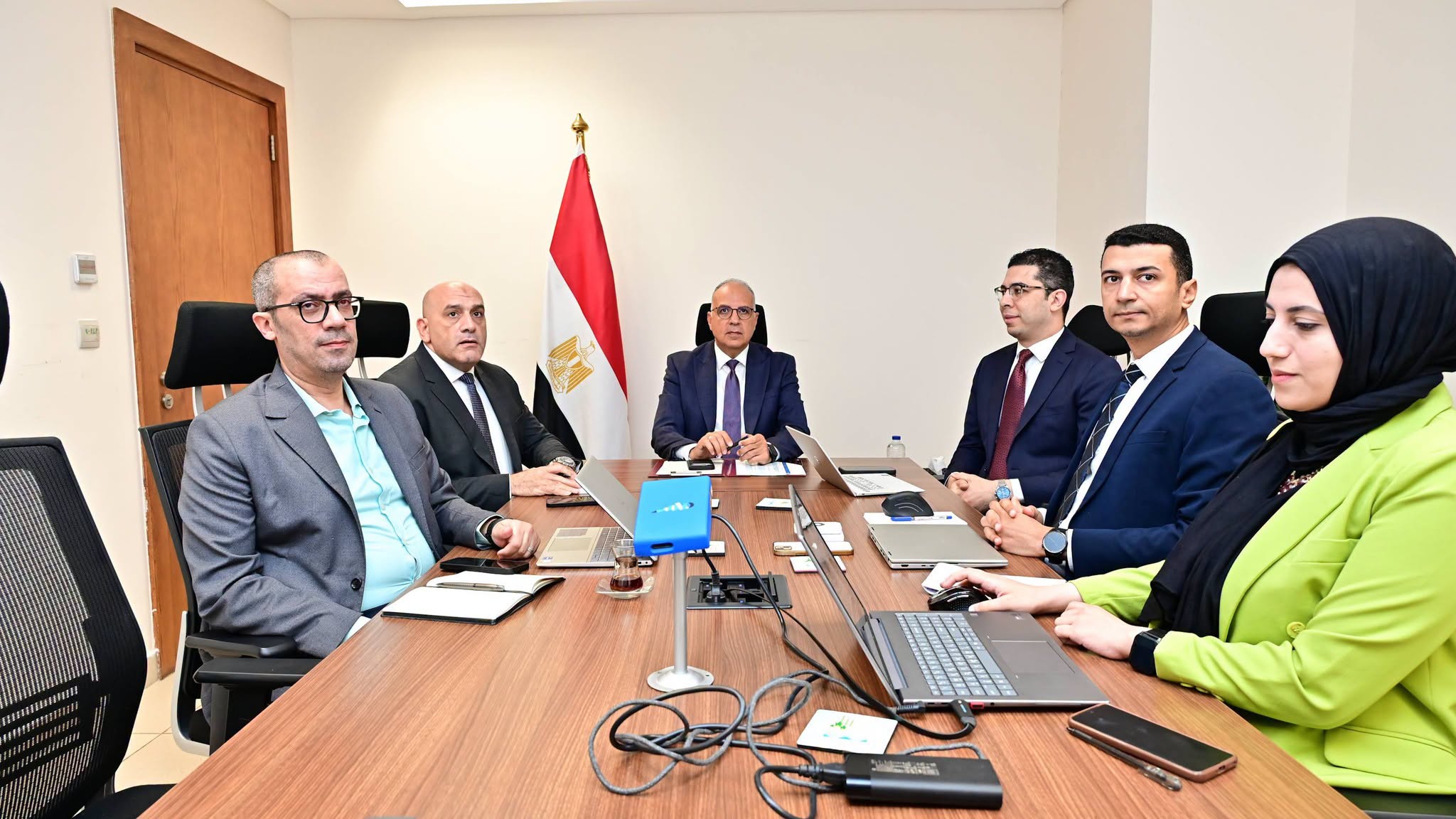 سويلم يتابع جهود رصد المنظومة المائية باستخدام صور الأقمار الصناعية 