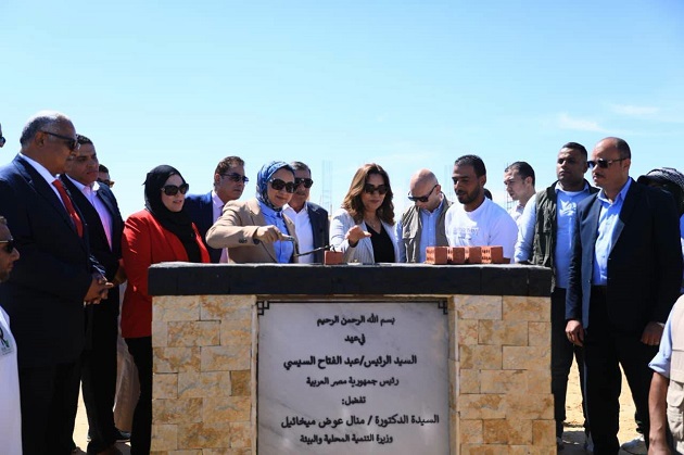 وضع حجر الأساس لمجمع صناعات التمور بالوادي الجديد